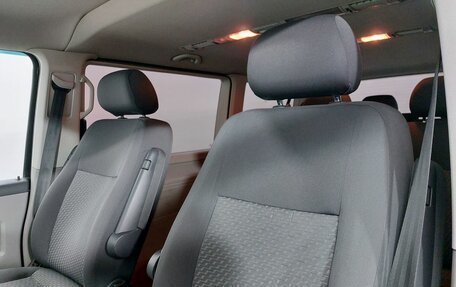 Volkswagen Caravelle T5, 2013 год, 2 229 000 рублей, 14 фотография