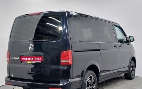 Volkswagen Caravelle T5, 2013 год, 2 229 000 рублей, 5 фотография