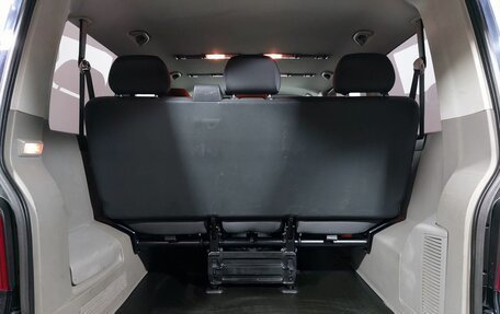 Volkswagen Caravelle T5, 2013 год, 2 229 000 рублей, 17 фотография