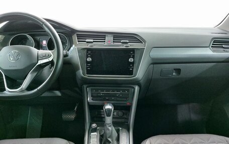 Volkswagen Tiguan II, 2021 год, 3 449 000 рублей, 12 фотография