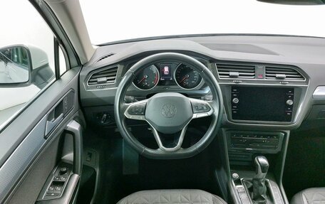 Volkswagen Tiguan II, 2021 год, 3 449 000 рублей, 11 фотография