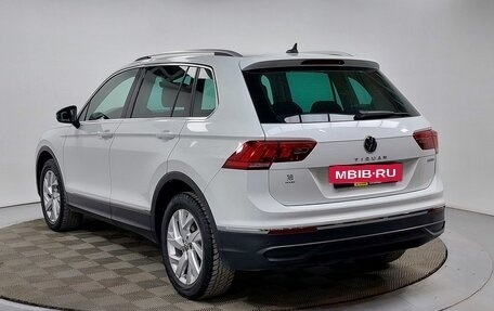 Volkswagen Tiguan II, 2021 год, 3 449 000 рублей, 7 фотография