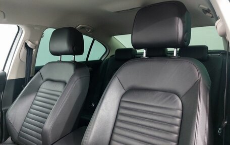 Volkswagen Passat B8 рестайлинг, 2017 год, 1 939 000 рублей, 18 фотография