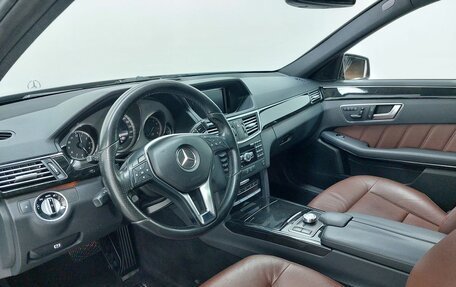 Mercedes-Benz E-Класс, 2013 год, 1 799 000 рублей, 10 фотография