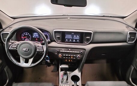 KIA Sportage IV рестайлинг, 2018 год, 2 040 000 рублей, 5 фотография