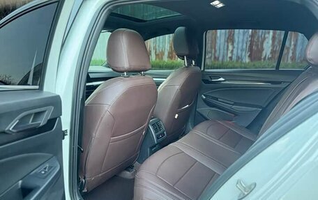 Volkswagen Golf VII, 2021 год, 2 000 000 рублей, 11 фотография