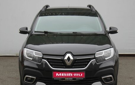 Renault Logan II, 2021 год, 929 000 рублей, 2 фотография