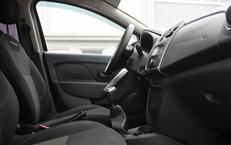 Renault Logan II, 2021 год, 929 000 рублей, 12 фотография