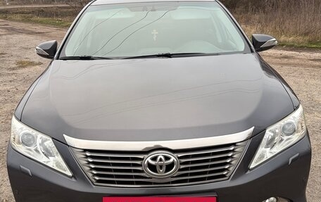 Toyota Camry, 2013 год, 1 820 000 рублей, 2 фотография