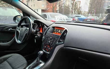 Opel Astra J, 2014 год, 839 000 рублей, 9 фотография