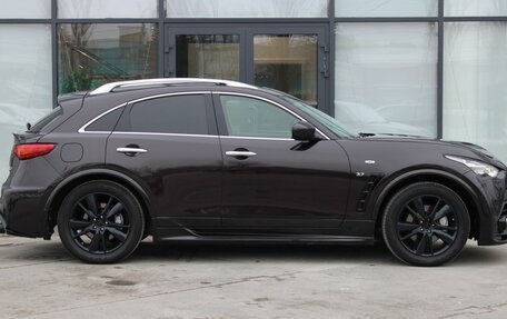 Infiniti QX70, 2014 год, 2 199 000 рублей, 4 фотография