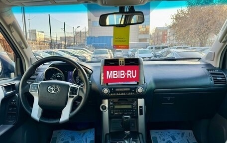 Toyota Land Cruiser Prado 150 рестайлинг 2, 2011 год, 2 899 000 рублей, 11 фотография