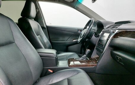 Toyota Camry, 2016 год, 1 889 000 рублей, 13 фотография