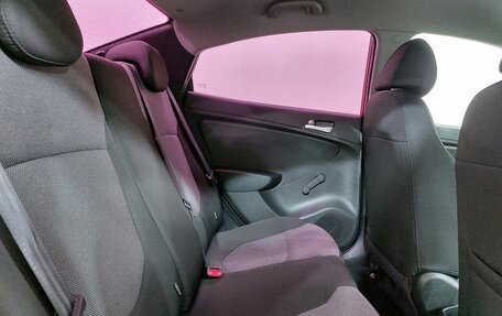 Hyundai Solaris II рестайлинг, 2013 год, 929 000 рублей, 14 фотография