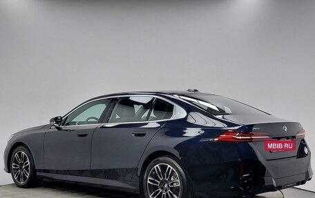 BMW 5 серия, 2025 год, 8 800 000 рублей, 7 фотография