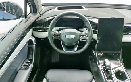 Geely Atlas, 2023 год, 2 799 000 рублей, 11 фотография