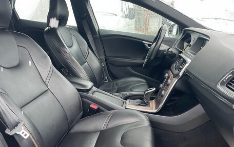 Volvo V40 Cross Country I, 2016 год, 1 575 000 рублей, 16 фотография