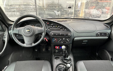 Chevrolet Niva I рестайлинг, 2013 год, 585 000 рублей, 11 фотография