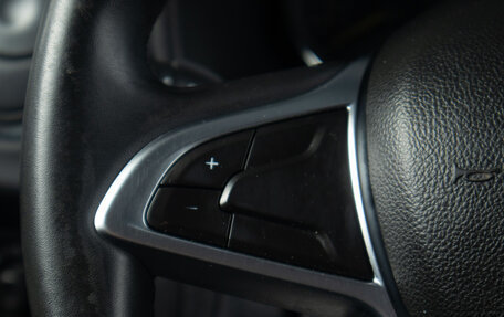 Renault Logan II, 2020 год, 1 199 000 рублей, 11 фотография