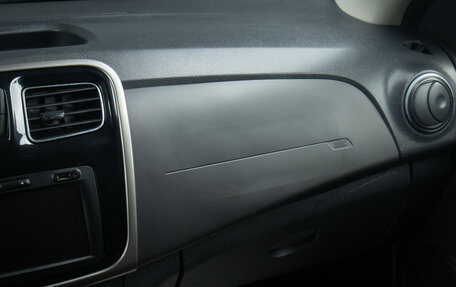 Renault Logan II, 2020 год, 1 199 000 рублей, 12 фотография