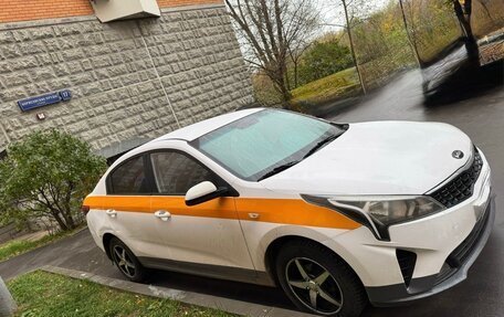 KIA Rio IV, 2021 год, 935 000 рублей, 3 фотография