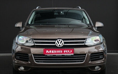 Volkswagen Touareg III, 2012 год, 2 250 000 рублей, 2 фотография