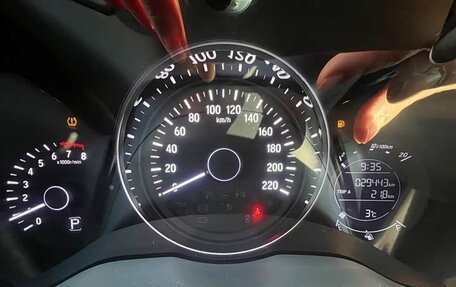 Honda Vezel, 2022 год, 1 590 000 рублей, 13 фотография