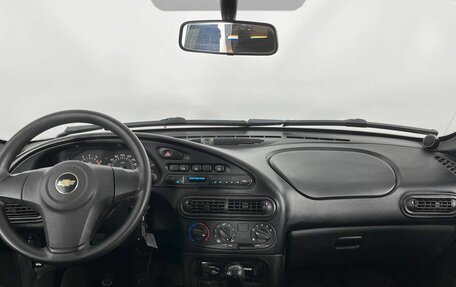 Chevrolet Niva I рестайлинг, 2015 год, 750 000 рублей, 7 фотография