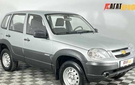 Chevrolet Niva I рестайлинг, 2015 год, 750 000 рублей, 2 фотография