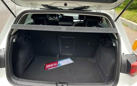 Volkswagen Golf VIII, 2023 год, 2 000 044 рублей, 10 фотография