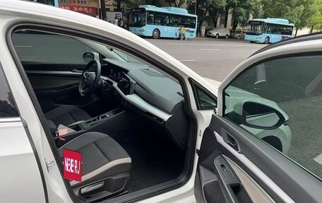 Volkswagen Golf VIII, 2023 год, 2 000 044 рублей, 8 фотография