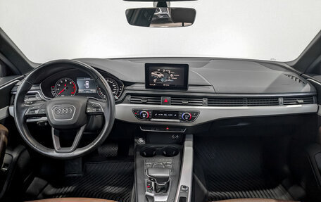 Audi A4, 2019 год, 2 995 000 рублей, 14 фотография