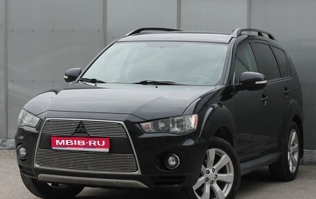 Mitsubishi Outlander III рестайлинг 3, 2011 год, 985 000 рублей, 1 фотография