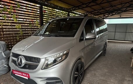 Mercedes-Benz V-Класс, 2019 год, 7 000 000 рублей, 5 фотография