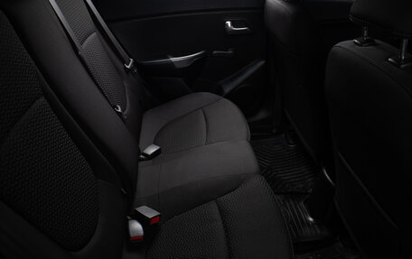 KIA Rio III рестайлинг, 2016 год, 999 000 рублей, 21 фотография