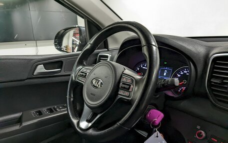 KIA Sportage IV рестайлинг, 2018 год, 1 850 000 рублей, 22 фотография