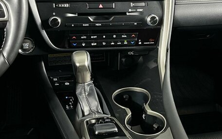 Lexus RX IV рестайлинг, 2019 год, 4 449 000 рублей, 29 фотография