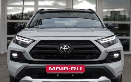 Toyota RAV4, 2025 год, 4 300 000 рублей, 2 фотография