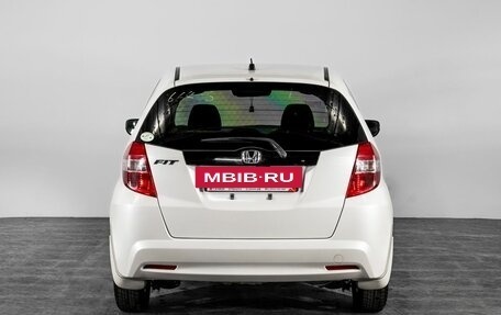 Honda Fit III, 2011 год, 900 000 рублей, 4 фотография