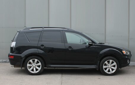 Mitsubishi Outlander III рестайлинг 3, 2011 год, 985 000 рублей, 5 фотография
