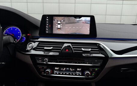 BMW 6 серия, 2018 год, 4 150 000 рублей, 15 фотография