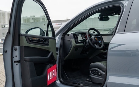 Porsche Cayenne III, 2025 год, 18 700 000 рублей, 14 фотография