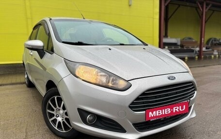 Ford Fiesta, 2015 год, 800 000 рублей, 2 фотография