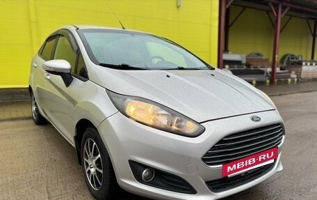 Ford Fiesta, 2015 год, 800 000 рублей, 9 фотография