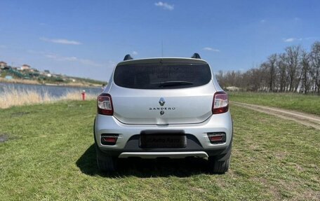 Renault Sandero II рестайлинг, 2019 год, 1 100 000 рублей, 4 фотография