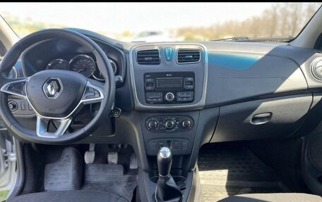 Renault Sandero II рестайлинг, 2019 год, 1 100 000 рублей, 8 фотография