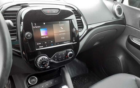 Renault Kaptur I рестайлинг, 2021 год, 1 970 000 рублей, 8 фотография