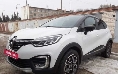 Renault Kaptur I рестайлинг, 2021 год, 1 970 000 рублей, 2 фотография