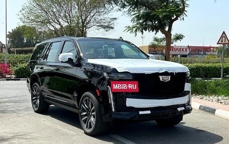 Cadillac Escalade V, 2024 год, 13 750 000 рублей, 2 фотография