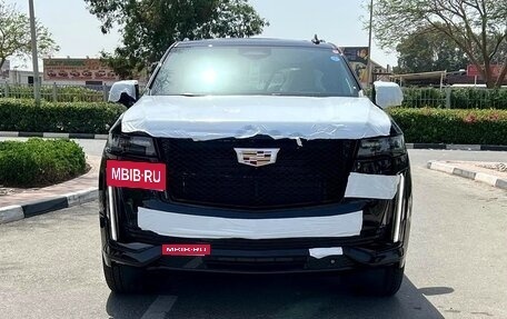 Cadillac Escalade V, 2024 год, 13 750 000 рублей, 3 фотография